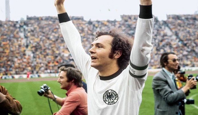.  Influencer del derecho deportivo - Franz Beckenbauer   Franz Beckenbauer, el legendario defensa con un estilo de juego versátil